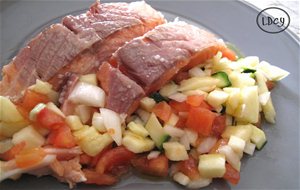 Salmon A La Sal Con Vinagreta De Manzana
