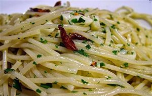 Pasta Aglio, Olio E Peperoncino
