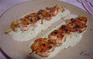 Brochetas De Salmón Y Langostinos
