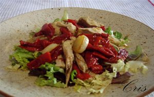 Ensalada De Bonito Y Pimientos De Piquillo
