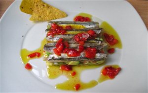 Ensalada De Boquerones En Vinagre & Vinagreta De Fresas
