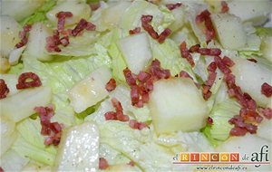 Ensalada De Escarola, Melón Y Bacon Al Microondas