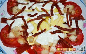 Ensalada De Manzana, Pera, Jamón Y Conserva De Guayaba