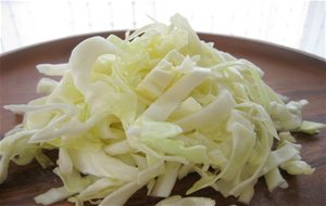 Ensalada De Col Con Ajo Y Comino
