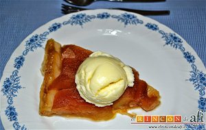 Tarta Tatin De Peras Con Helado De Vainilla
