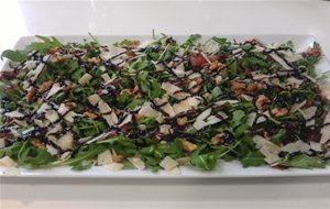 Ensalada De Rúcula Y Nueces
