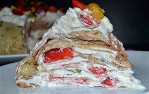 Tarta De Frixuelos Y Fruta 
