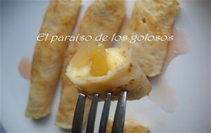 Frixuelos Rellenos De Manzana Y Crema Con  Almíbar De Sidra
