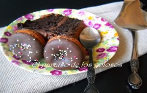 Tarta De  Mini Donuts 
