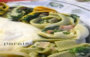 Pasta Con Espinacas Y Bechamel
