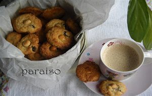 Galletas De Avena Con Pasas Y Avellanas
