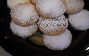 Polvorones De Avellanas
