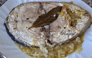 Bonito Encebollado