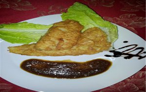 Filetes De Merluza Con Salsa De Cebolla Caramelizada
