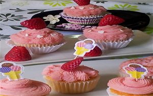 Cupcakes De Helado De Fresa 
