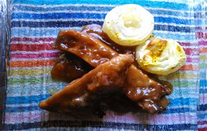 Costillas De Cerdo Con Mermelada De Cebolla
