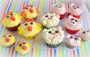 Cup Cakes Decoradas De Animalitos, Gallinas, Cerditos Y Ovejas!!
