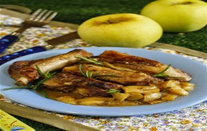 Costillas Al Romero Con Manzanas
