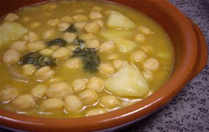 Garbanzos Con Espinacas