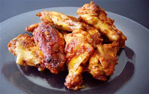 Pollo En Salsa Roja