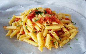 Macarrones Rayados A La Rabiata