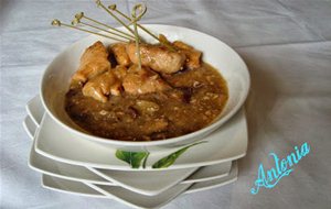  Pollo Con Peras Al Cava 
