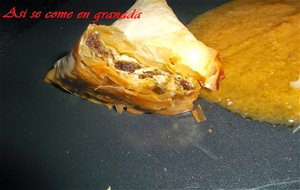 Samosas De Pera Y Morcilla
