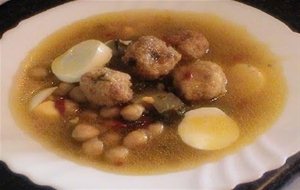 Potaje De Viernes Santo Con Albóndigas De Bacalao
