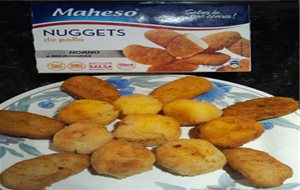 Bocaditos De Patata Con Nuggets De Pollo Maheso.