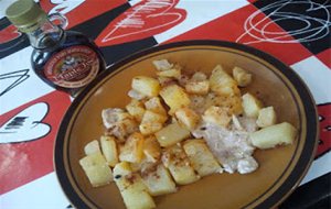 Lomo De Cerdo Con Manzana, Patatas Y Sirope De Arce Maple Joe.