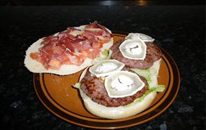 Hamburguesa Mediterránea.