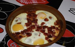 Huevos Al Plato.