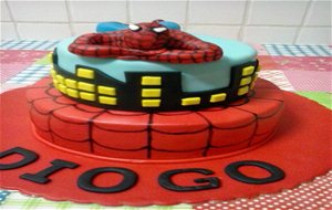 Una Tarta De Spiderman
