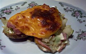 Papas Rellenas Con Queso Cheddar
