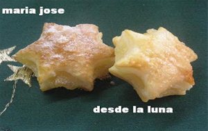 Estrellas De Hojaldre Con Crema De Almendras
