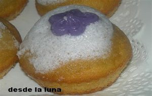 Magdalenas Con Espuma De Violeta
