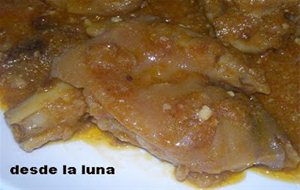 Pies De Cerdo En Salsa
