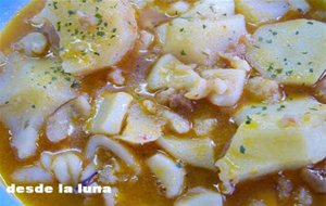 Cazuela De Sipia Con Patatas
