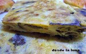 Tortilla De Camagrocs (trompetas Amarillas) Amb "pa Amb Tomaquet"
