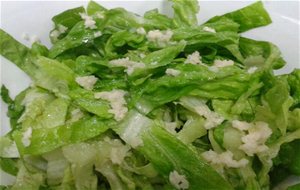 Ensalada De Lechuga En Caldo
