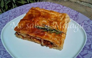 Empanada De Dátiles Y Bacon Al Vino Dulce De Málaga
