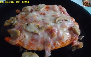 Pizza Con Base De Pechuga De Pollo
