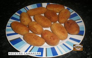 Croquetas De Papas Y Bacalao