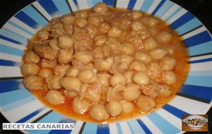 Garbanzas Con Bacalao