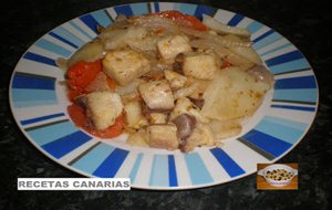 Tintorera Al Horno Con Variaditos