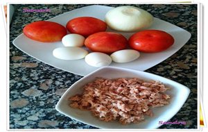 Empanada De Atún Y Tomate
