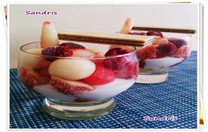 Copa De Frutas Y Yogur (día Mundial De Las Frutas Y Verduras)
