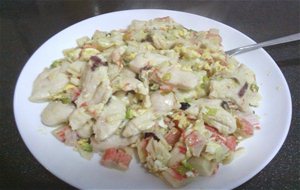 Revuelto De Pollo Y Palitos De Cangrejo (surimi)
