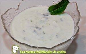 Receta De Salsa De Yogur Con Menta
