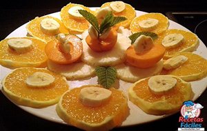 Frutas, Naranjas, Albaricoques, Piña Y Plátano
			